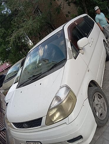 gilera runner: Nissan Serena: 2000 г., 2 л, Минивэн — 4