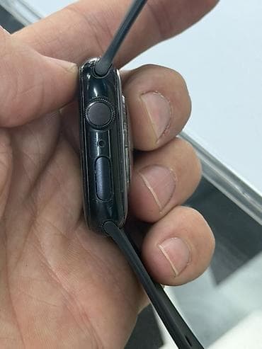Apple Watch: Apple watch 7 серия 45мм Акб 93% Весь в брони пленке Без царапин — 4