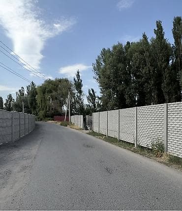 куплю дом военно антоновке: Продаётся дом, район Восток. Основные параметры: - Цена: 88 000 $ - — 1