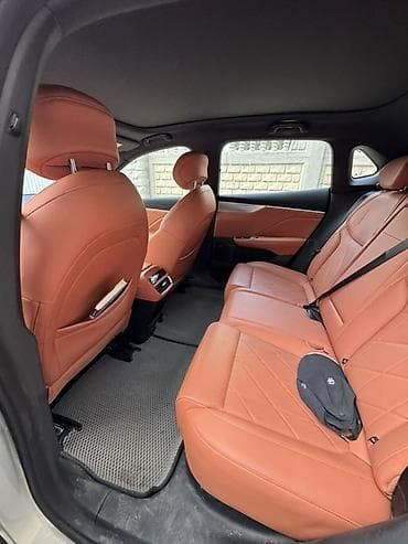 mini v: Changan : 2026 г., 1.5 л, Робот, Гибрид, Кроссовер — 4