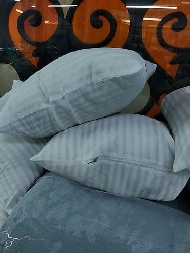 стили подушек: Декоративная подушка с наволочкой на молнии - Форма: квадрат - — 2