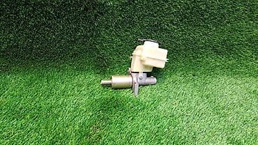 Главный тормознои цилиндр Е70 6 771 718 Год 2009 В отличном