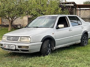 shadow line: Volkswagen Vento: 1996 г., 1.8 л, Ручные, Седан — 8