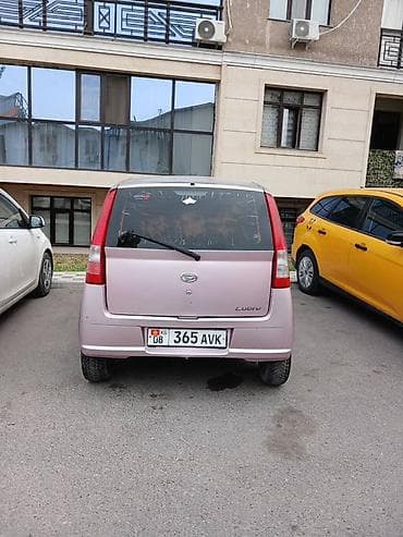 Daihatsu Mira: 2004 г., 1 л, Автомат, Бензин, Хэтчбэк — 3