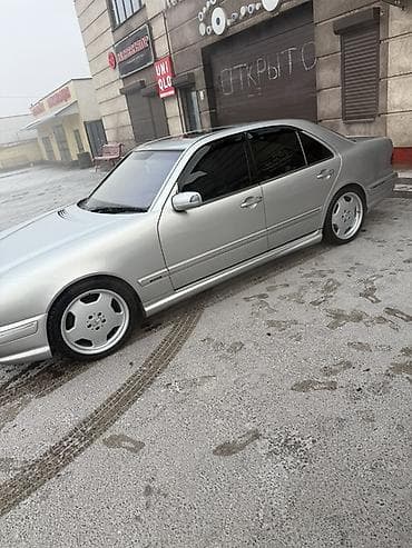 2 8: Mercedes-Benz E-класс AMG: 2000 г., 3.2 л, Автомат, Бензин, Седан — 7