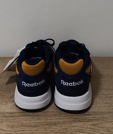 Эркектер кийими: Кроссовки Reebok (модель Running/Ретро-стиль) брендновые из Лондона — 4