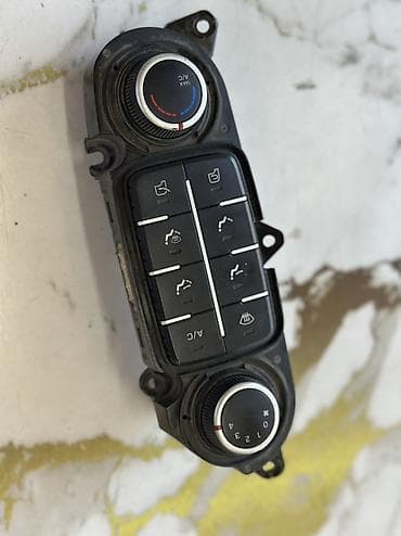 флайт менеджер: Блок климат контроля Hyundai Оригинал — 2