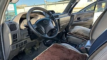 араб крузак: Toyota Land Cruiser Prado: 2001 г., 3 л, Кол менен иштөөчү, Дизель, Жол тандабас — 4