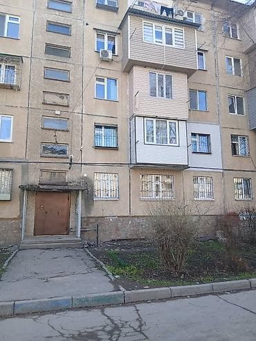 3 комнаты, 42 м², 104 серия, 1 этаж, Косметический ремонт