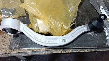 Передний левый рычаг Kia 2019 г., Новый, Оригинал