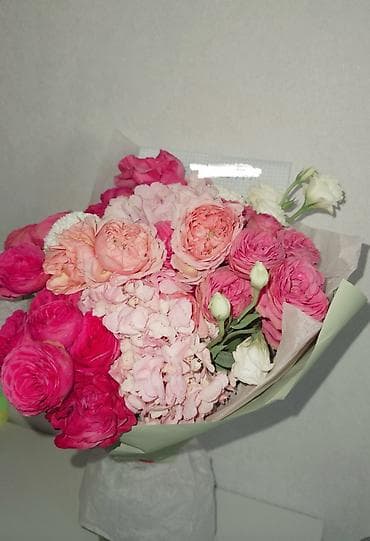 Кухонные принадлежности: Цветы микс букет Элегантный пышный букет в розово‑кремовой гамме — 3