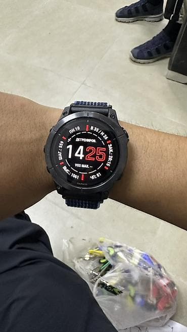 Смарт-часы Garmin (линейка мультиспортивных/аутдор) с круглым цветным