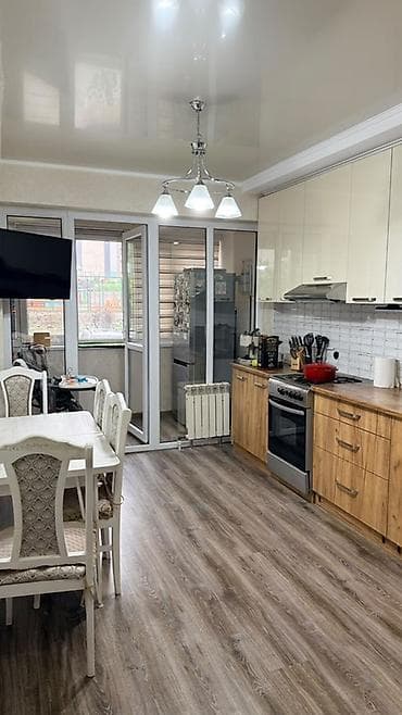 открыто: 2 комнаты, 84 м², Элитка, 1 этаж — 3