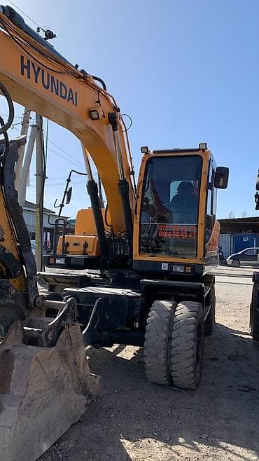 full construction: Услуга экскаватор. Предоставляем услуга экскаватора в Бишкеке Hyundai — 1