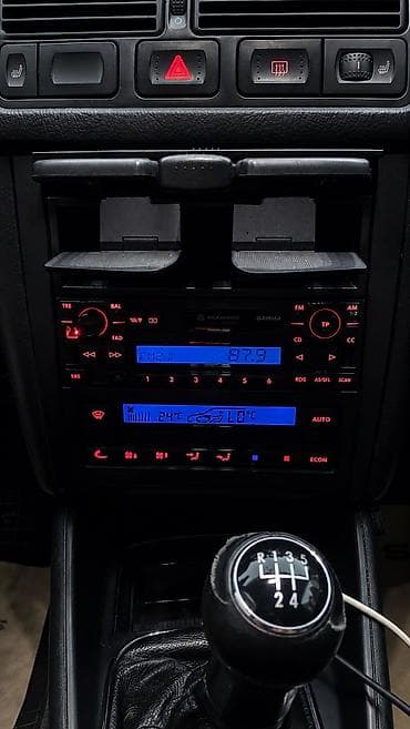 bcd com: Volkswagen Golf: 2002 г., 1.6 л, Механика, Бензин, Седан — 4