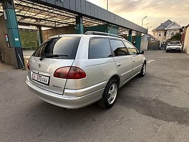 суу тоскуч: Toyota Avensis: 2001 г., 2 л, Кол менен иштөөчү, Универсал — 6