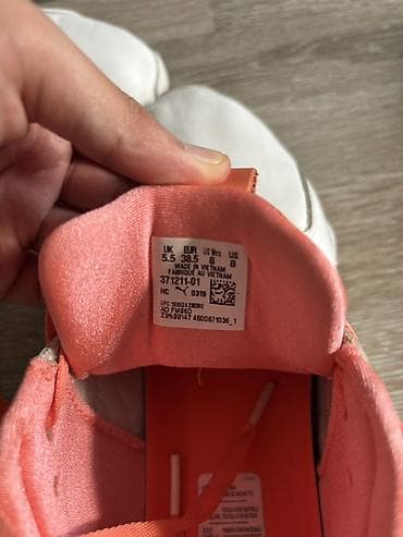 тренды: Кроссовки, 38.5, Puma, Б/у, цвет - Белый, Платная доставка — 3