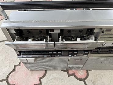 Другая аудиотехника: Sharp GF-555 1980 года Первая в истории 2х кассетная дека Заводской — 3