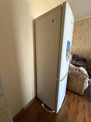 выдвижная камера: Холодильник Авент, двухкамерный, с нижней морозильной камерой — 2