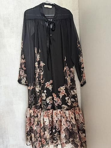 red centr: Платье Zimmermann, модель макси из полупрозрачного шифона. - Цвет — 1