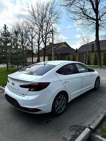 2019: Hyundai Avante: 2019 г., 1.6 л, Автомат, Бензин, Седан — 5