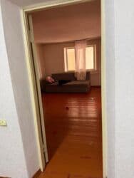 продаю дом в селе ленинское: Квартира берилет Мадина базарга жакын жайгашкан .Верхний токолдош — 1