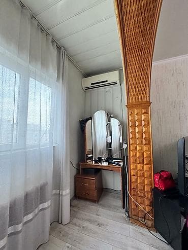 Квартиры: 2 комнаты, 54 м², Джал мкр (в т.ч. Верхний, Нижний, Средний) 106 серия, 9 этаж, Косметический ремонт — 9