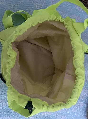 Жеке буюмдар: Складной рюкзак-мешок неонового салатового цвета. - Легкий — 4