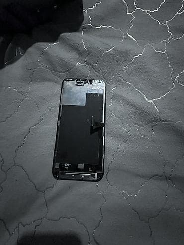 Аксессуары для мобильных телефонов: Оригинал дисплей на iPhone 13 Pro горит зеленым сказали можно — 2