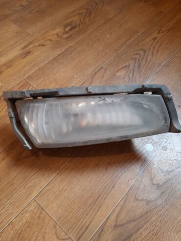Правая противотуманная фара Toyota 2003 г., Б/у, Оригинал, Япония