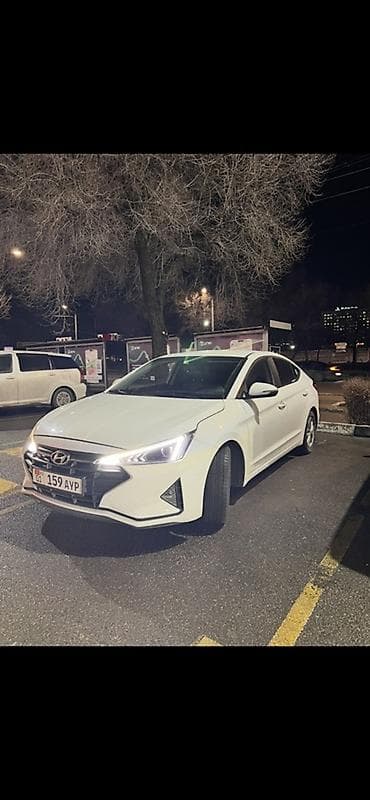 eclipse cross: Hyundai Avante: 2017 г., Автомат, Бензин, Седан — 1