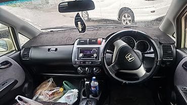 mini cooper s: Honda Fit: 2004 г., Автомат, Бензин, Хэтчбэк — 4