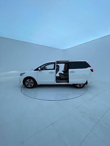 Kia Carnival: 2019 г., 2.2 л, Автомат, Дизель, Минивэн — 5