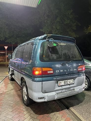 диски на мицубиси делика: Mitsubishi Delica: 1998 г., 2.5 л, Автомат, Дизель, Минивэн — 3