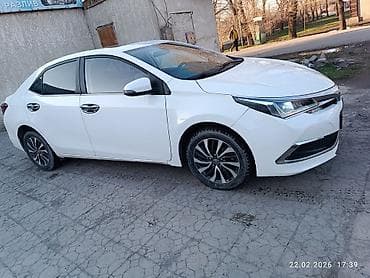 Транспорт: Toyota Corolla: 2019 г., 1.8 л, Автомат, Гибрид, Седан — 2