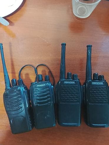 samsung flip: Рации портативные (набор из 4 шт.) Состав: - 2 радиостанции Kenwood с — 1