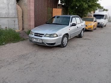 Daewoo Nexia: 2012 г., 1.5 л, Механика, Бензин, Седан