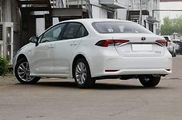 camry 55: Toyota Corolla: 2020 г., Вариатор, Гибрид, Седан — 2