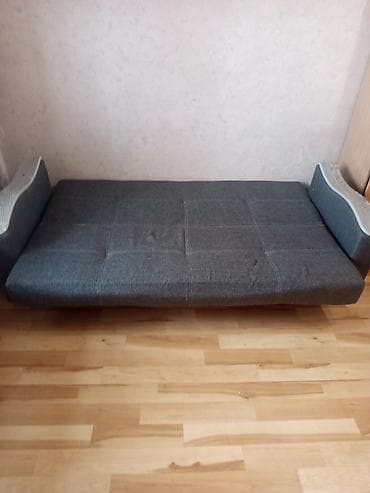 foldable table: Прямой диван, Б/у — 2