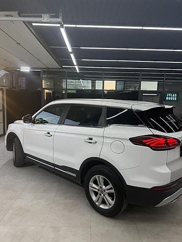 Продажа авто: Geely Atlas: 2023 г., 1.5 л, Автомат, Бензин, Кроссовер — 2