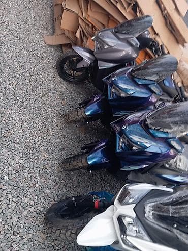 Скутеры/мопеды спортивного дизайна - Современные городские скутеры с