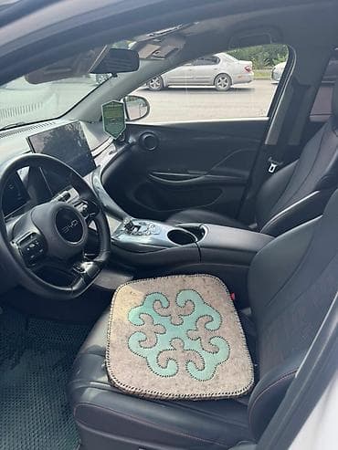 малибу 2: BYD E2: 2024 г., 1 л, Робот, Электромобиль, Хэтчбэк — 8