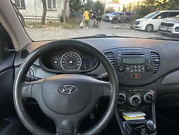 Продажа авто: Hyundai i10: 2011 г., 1.1 л, Механика, Бензин, Хэтчбэк — 10