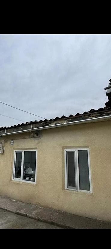 варианты: 56 м², 3 комнаты, Парковка, Забор, огорожен — 3