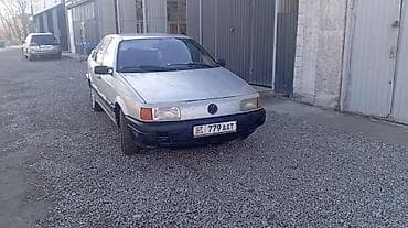 belarus mtz 82 1: Volkswagen Passat: 1988 г., 1.8 л, Механика, Бензин, Седан — 1