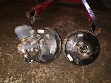 Тойота секвойя вакуум тормозной 2000-2018