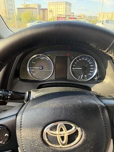rd 1: Toyota Corolla: 2019 г., 1.8 л, Автомат, Электромобиль, Седан — 9