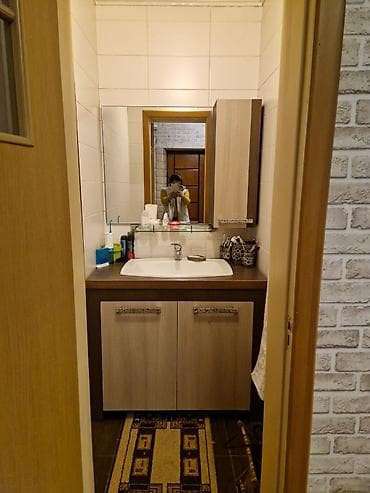 продажа гаражи: Продаётся жилой дом с просторным двором и хозпостройками. 📍По ул. 9 — 9