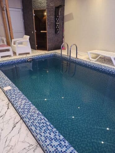 Мончо | Бассейн