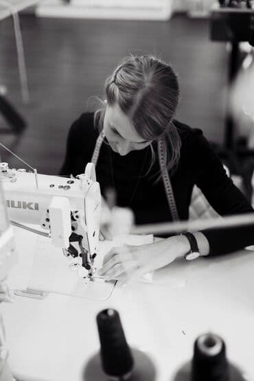 сколько зарабатывает швея на дому: Швея Прямострочка. Политех — 1